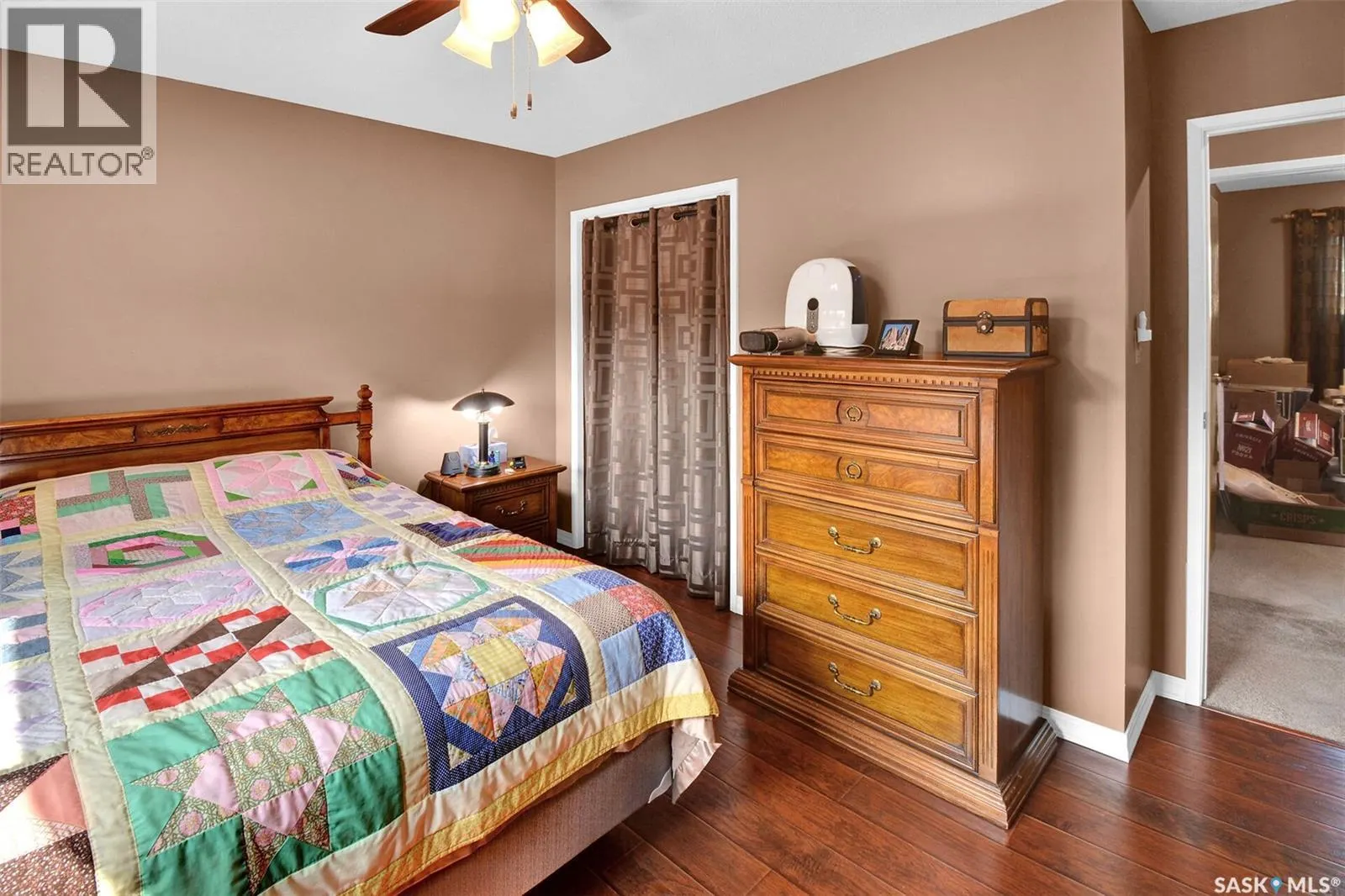 2938 Eastview