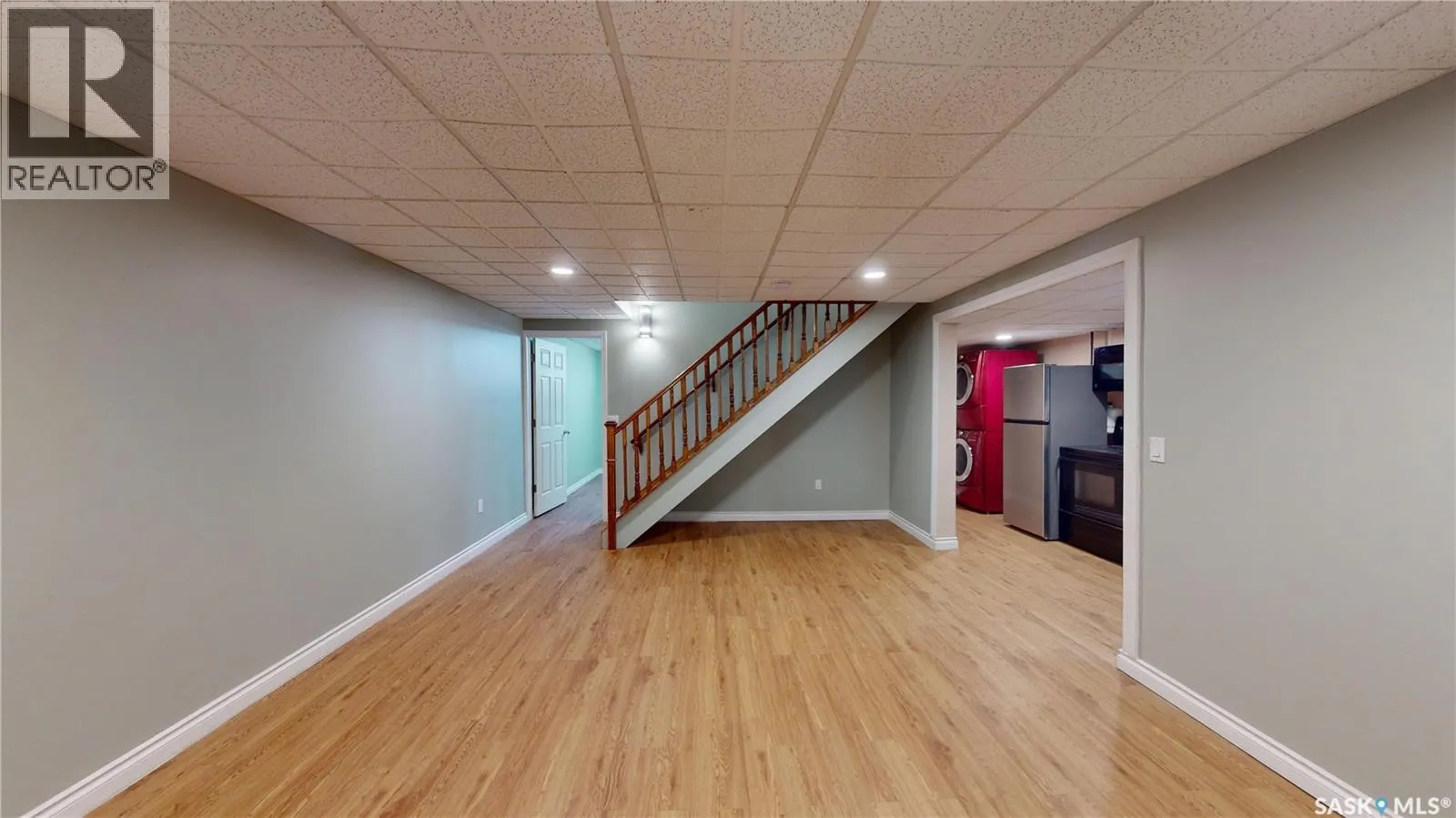 222 Korol CRESCENT
