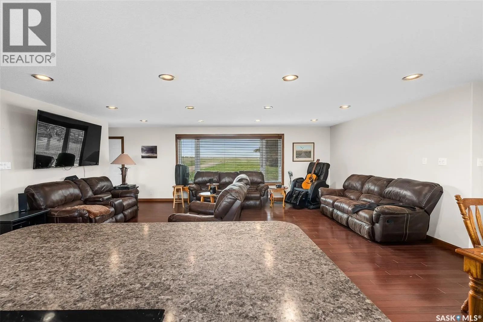 Thul Acreage