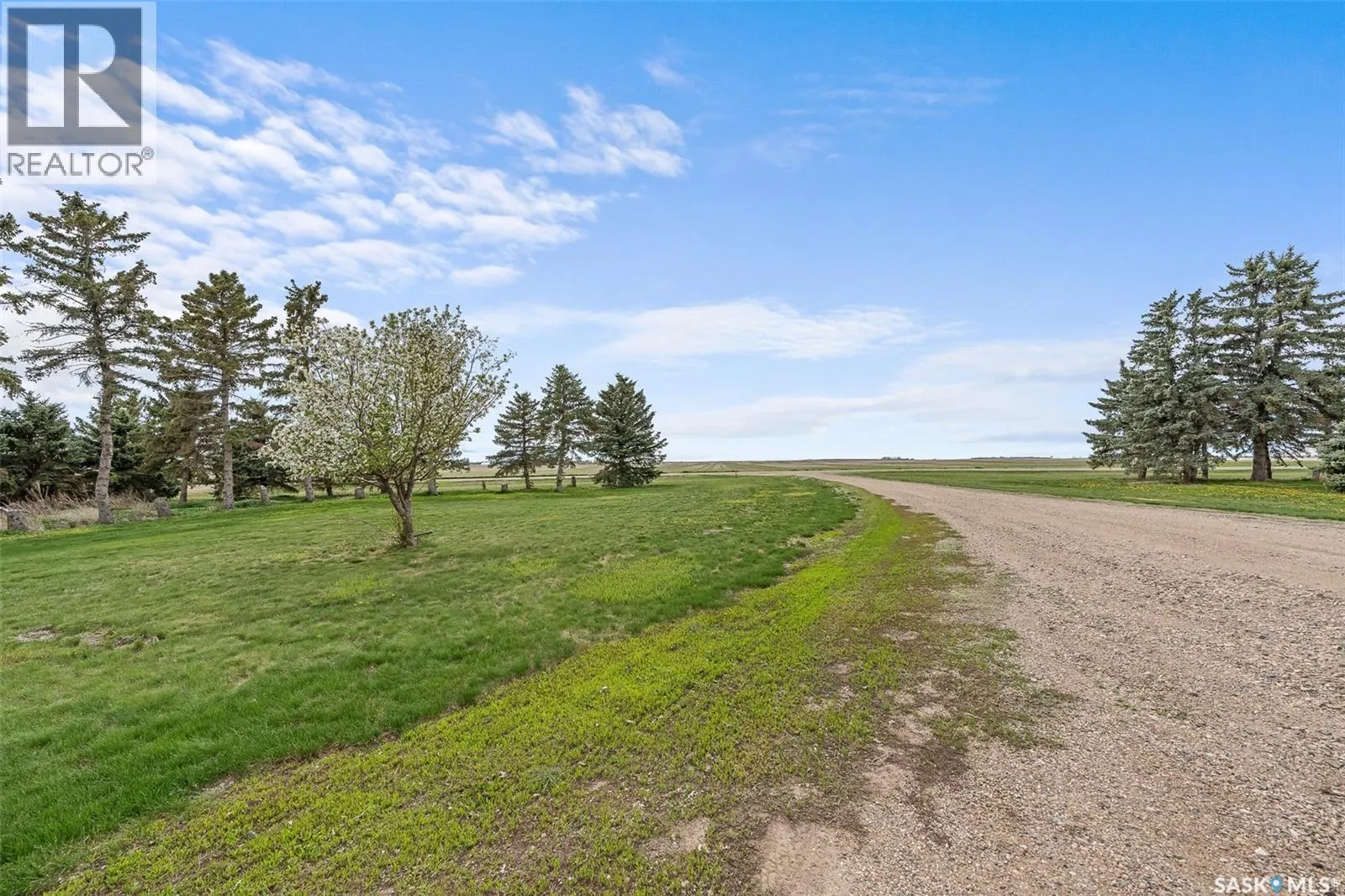 Thul Acreage