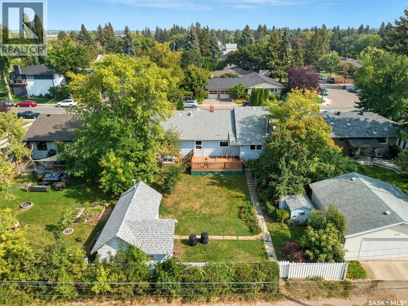 410 Leslie AVENUE