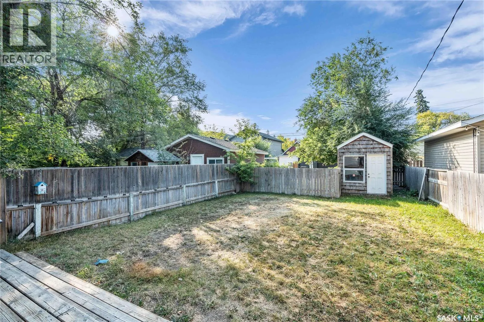 204 4th STREET E