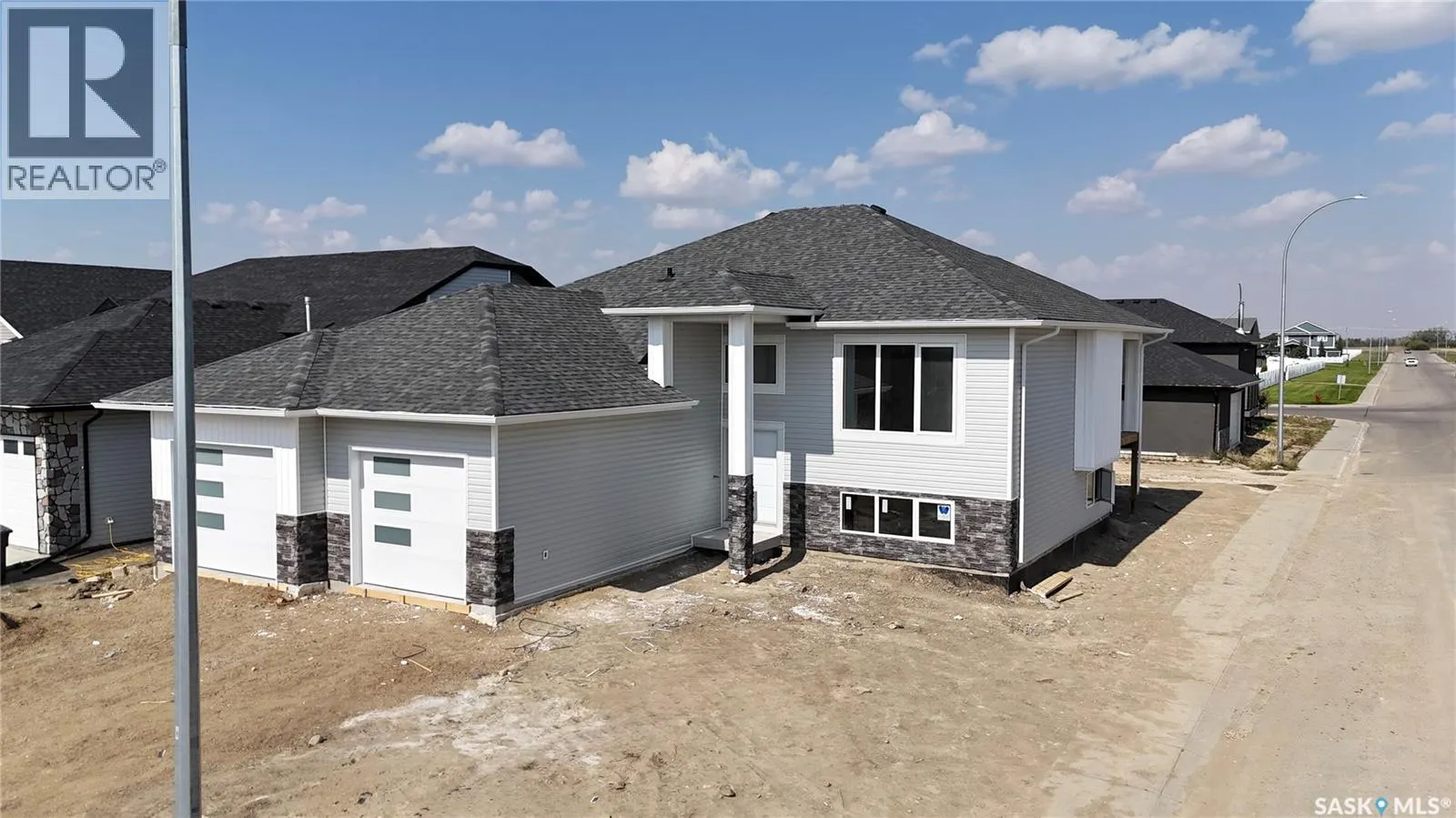 501 Jones CRESCENT