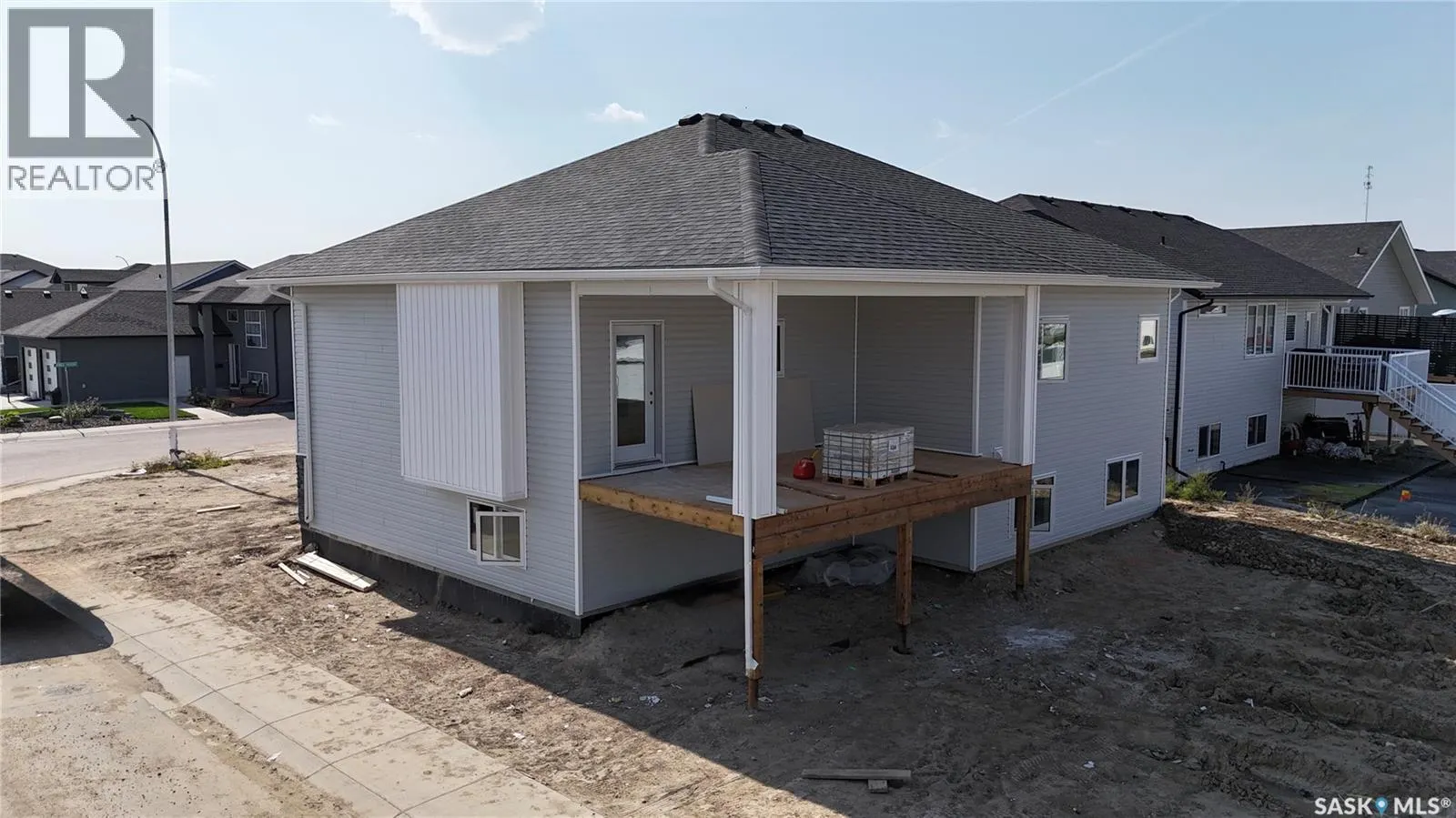 501 Jones CRESCENT