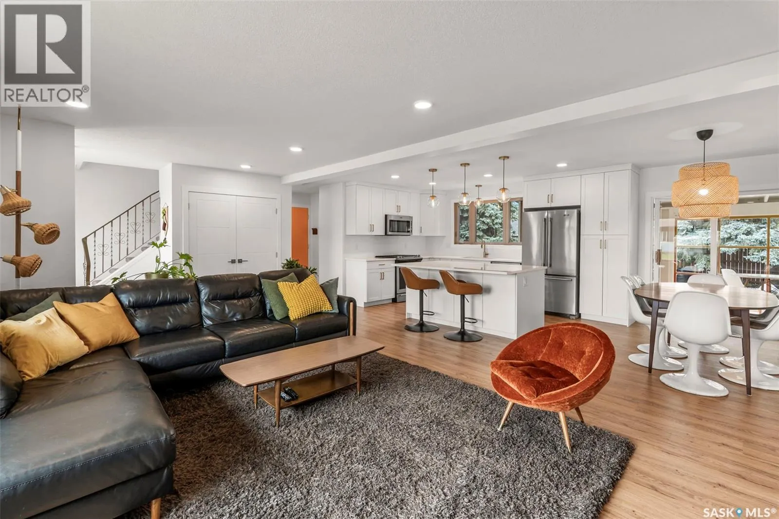 213 Anderson CRESCENT
