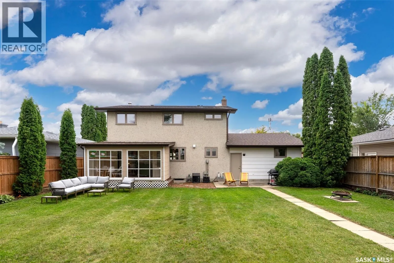 213 Anderson CRESCENT