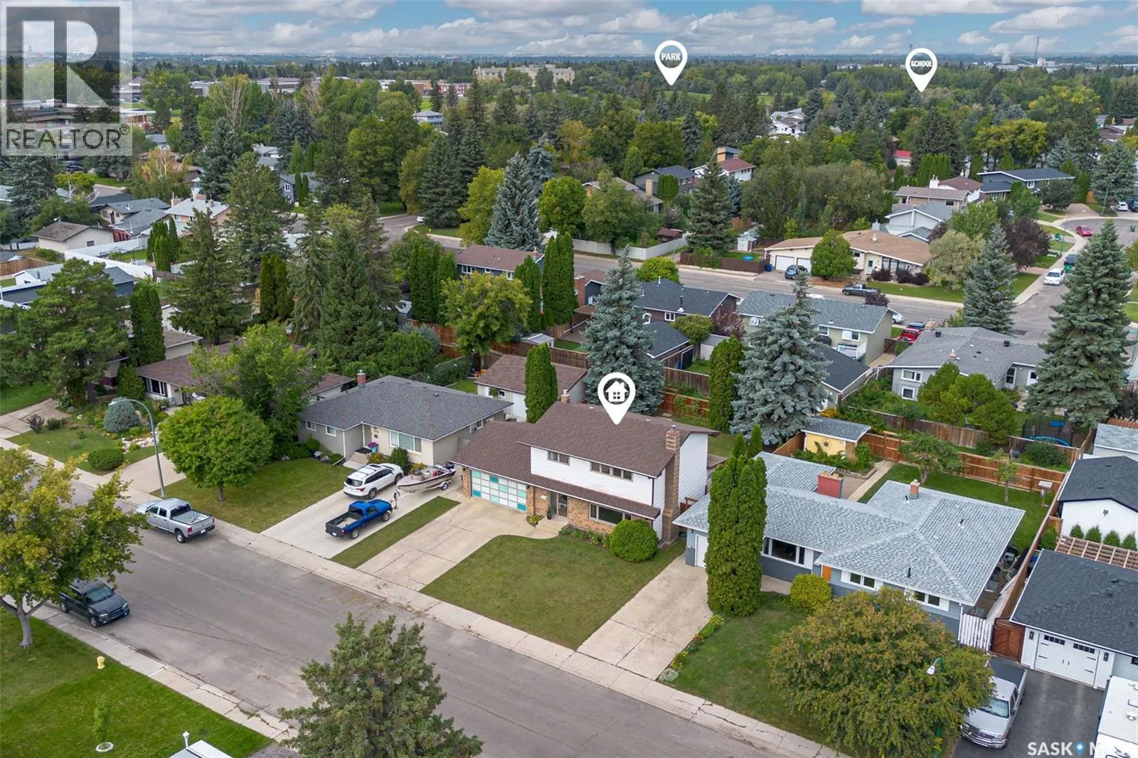 213 Anderson CRESCENT