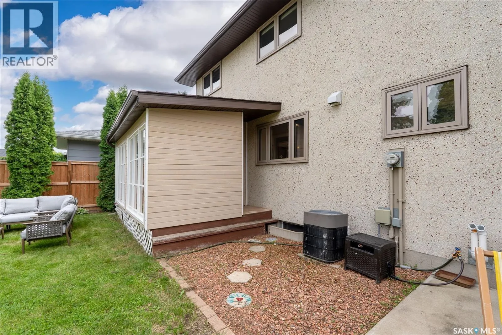 213 Anderson CRESCENT