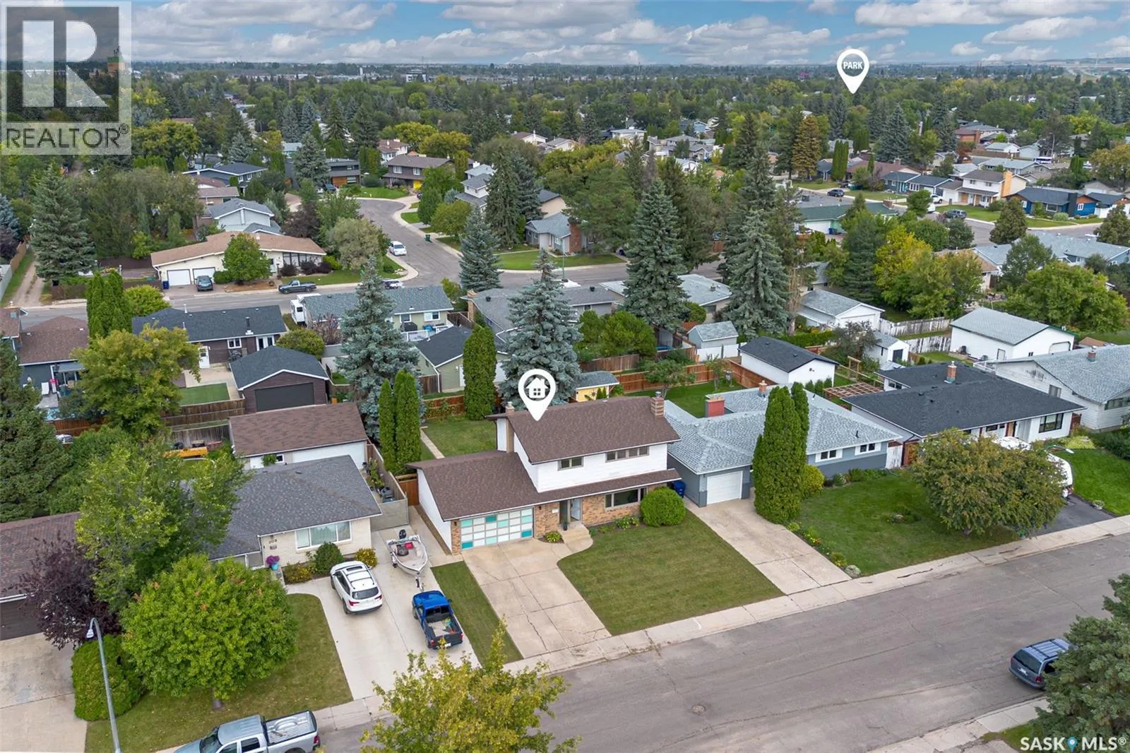213 Anderson CRESCENT