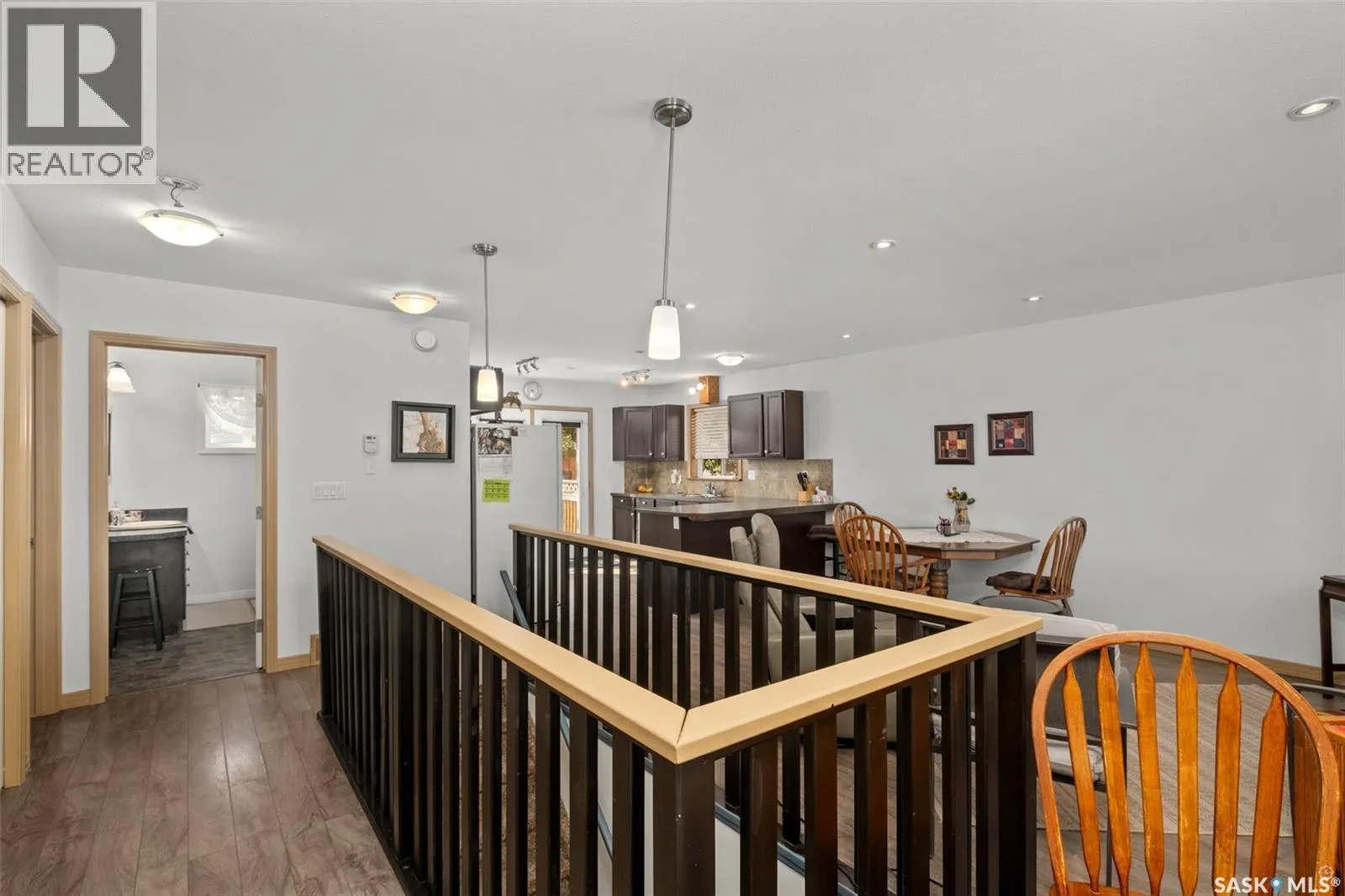 441 6th STREET E