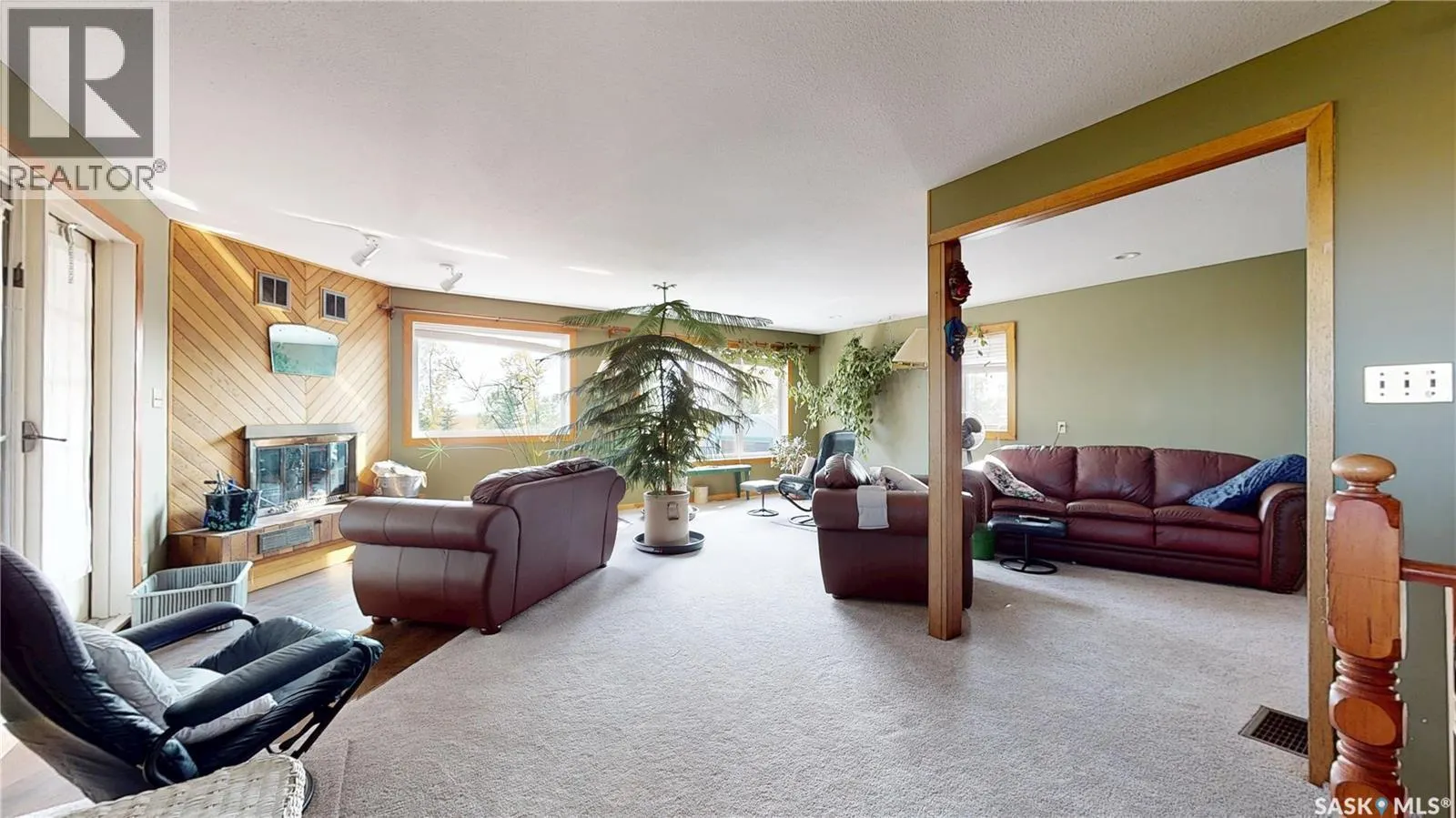 16434 16434 Range Road 2203