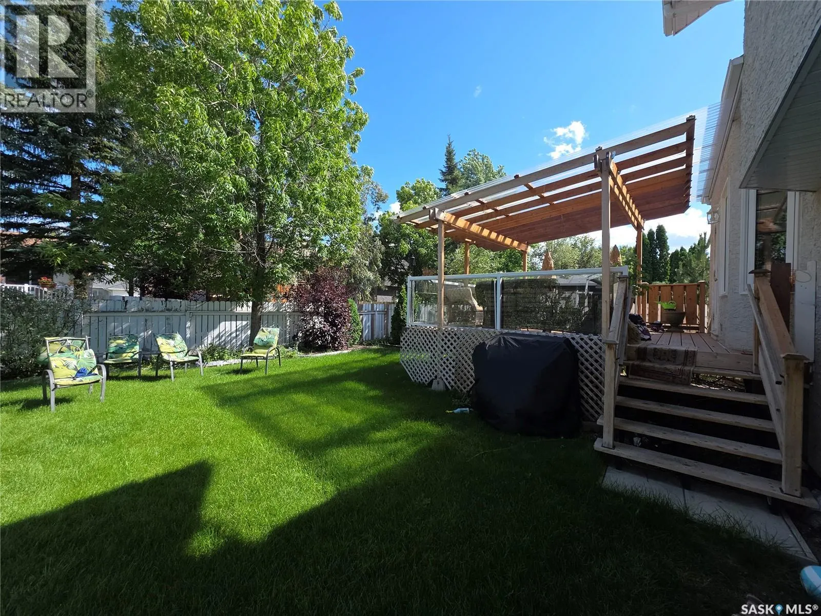 306 Blackthorn CRESCENT