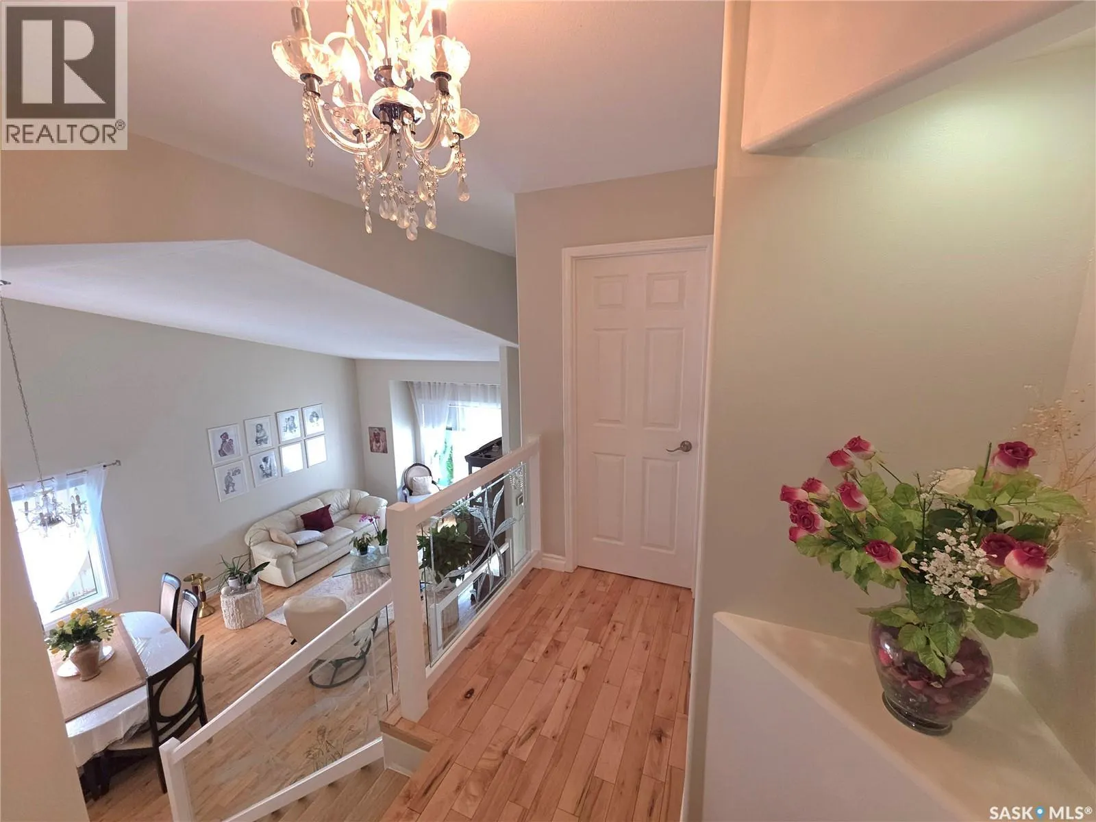 306 Blackthorn CRESCENT