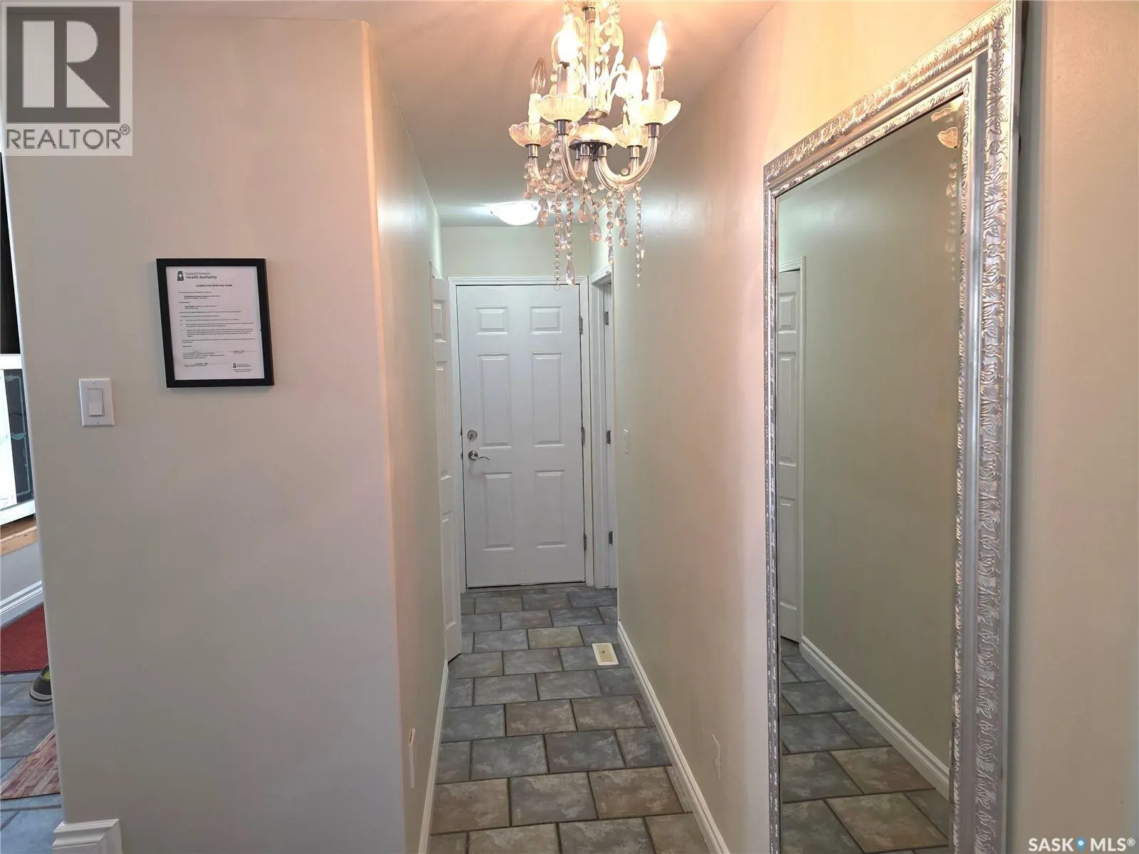306 Blackthorn CRESCENT