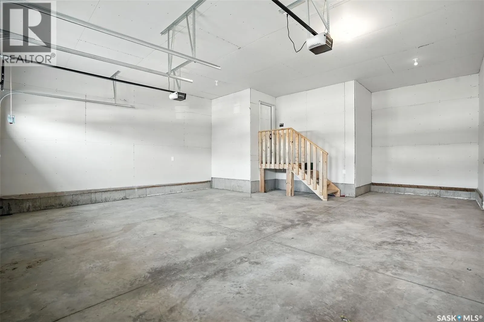 240 Barrett STREET