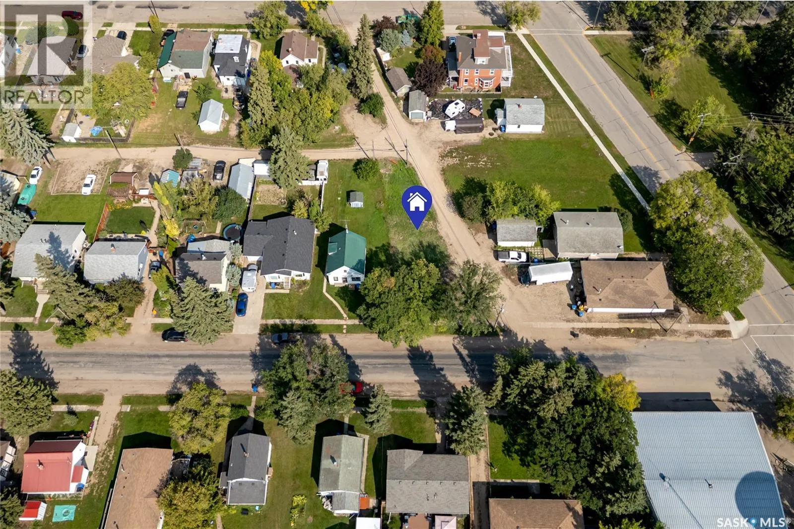 302 Burrows AVENUE W