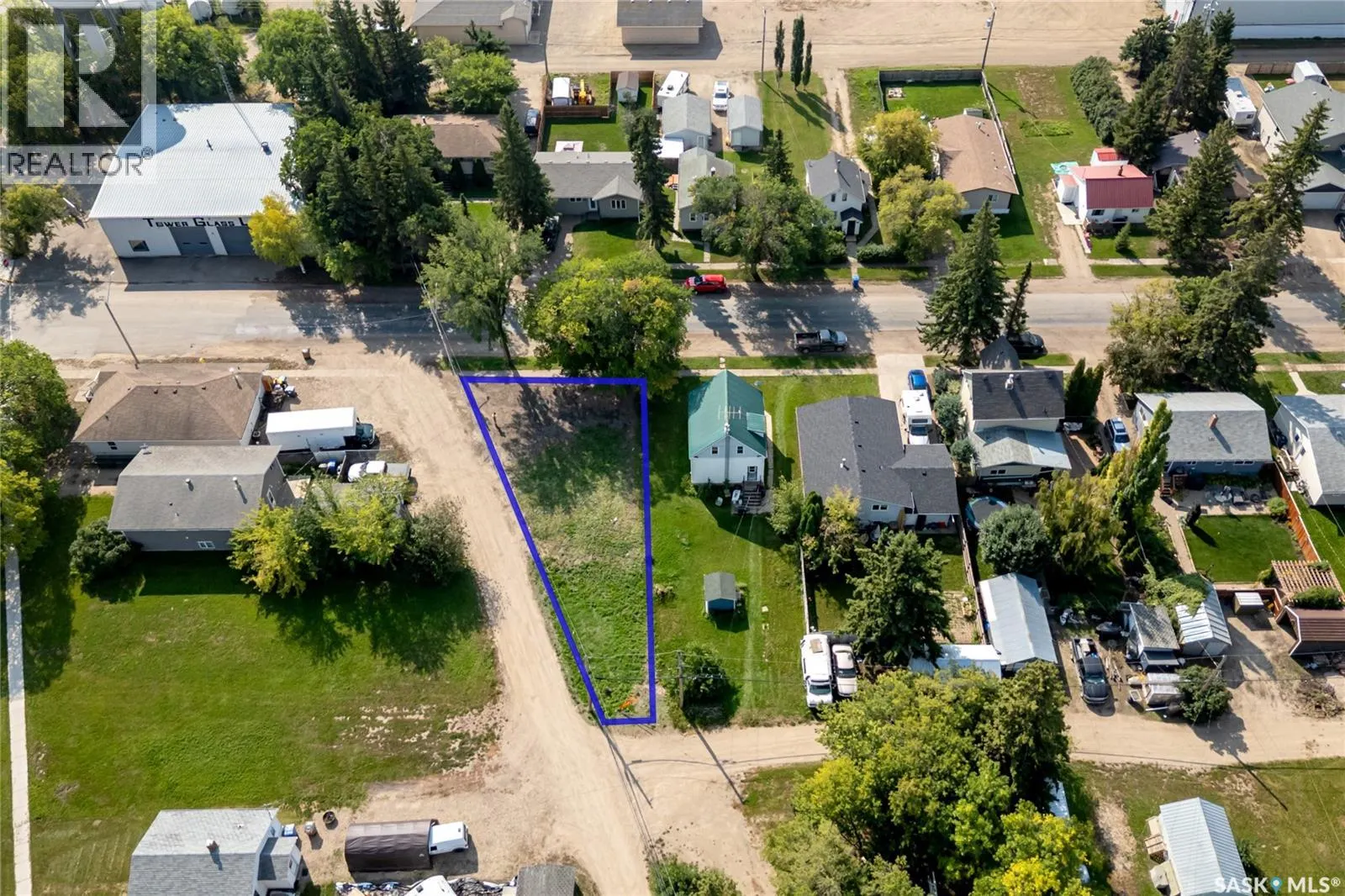 302 Burrows AVENUE W
