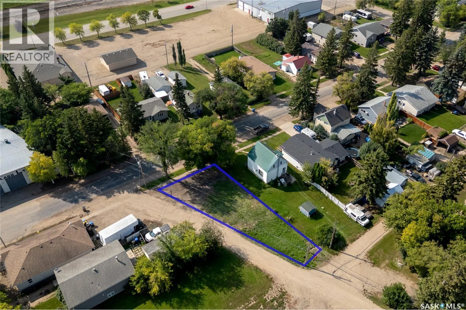 302 Burrows AVENUE W