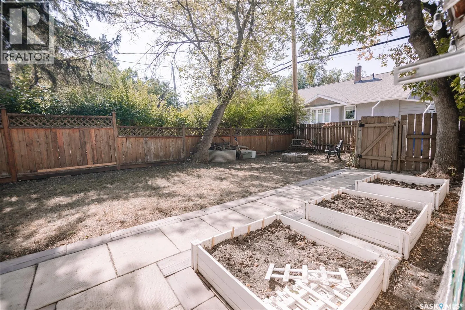 2864 Angus STREET
