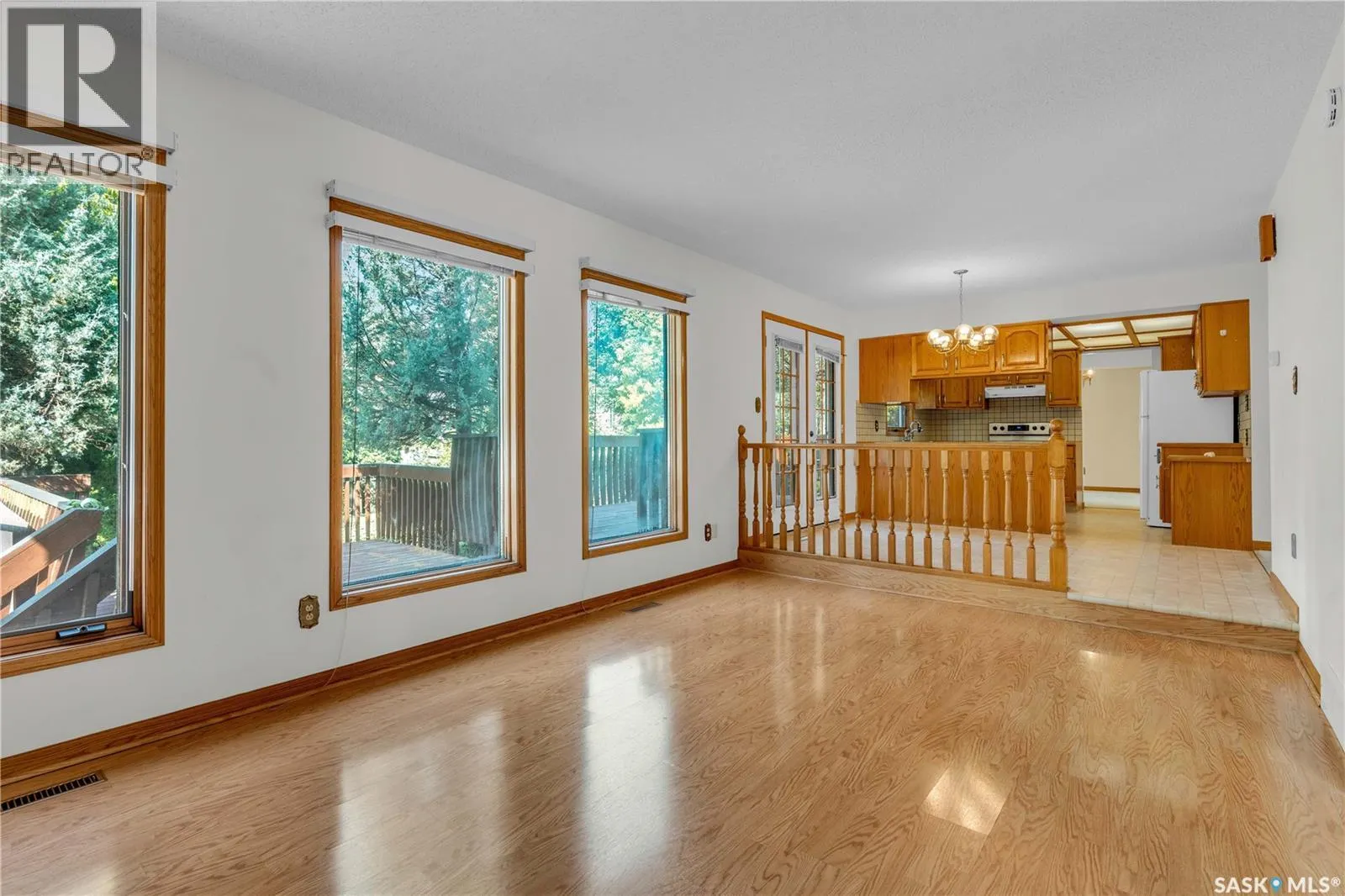 747 Wilkinson WAY