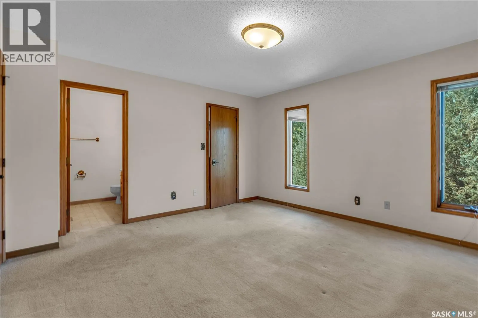 747 Wilkinson WAY