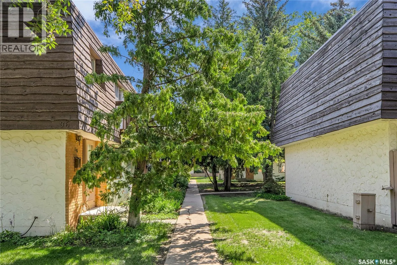 36 120 Acadia DRIVE