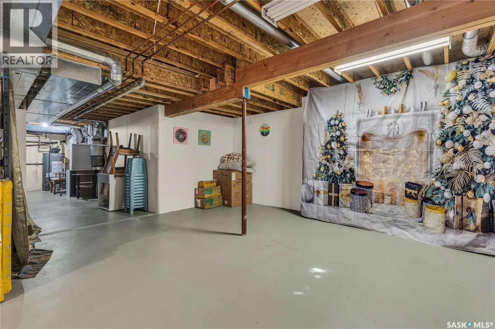 636 Braeside VIEW