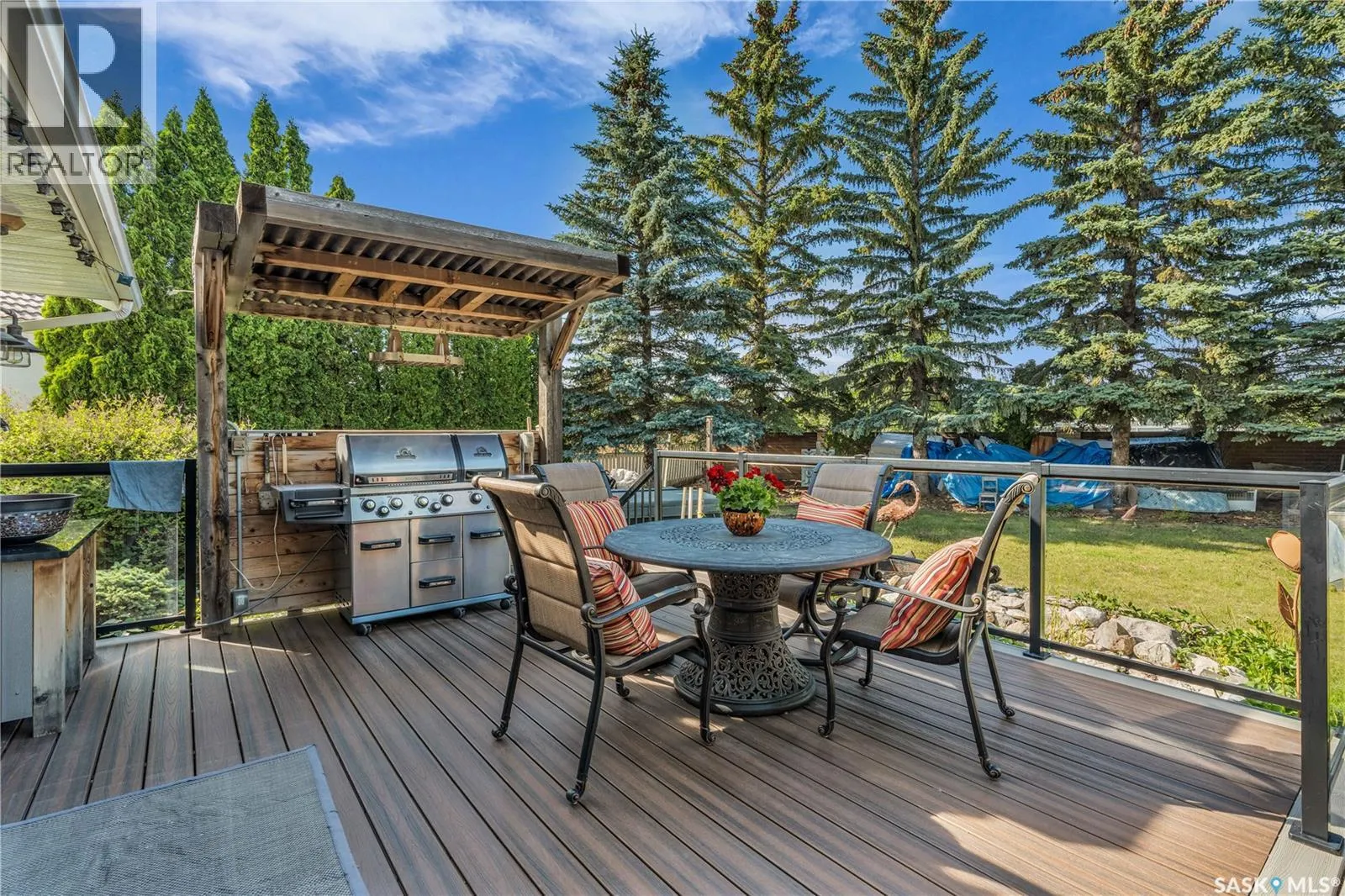 636 Braeside VIEW