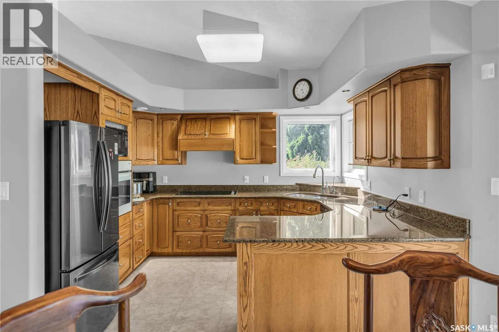 636 Braeside VIEW