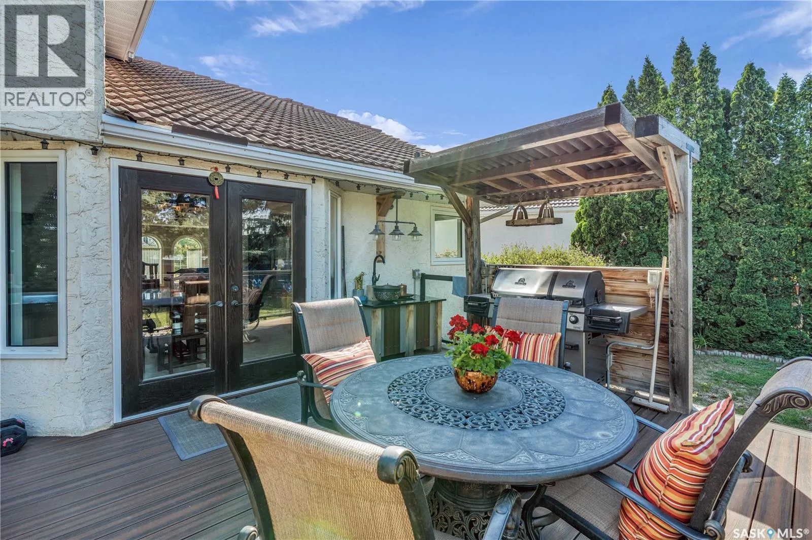 636 Braeside VIEW