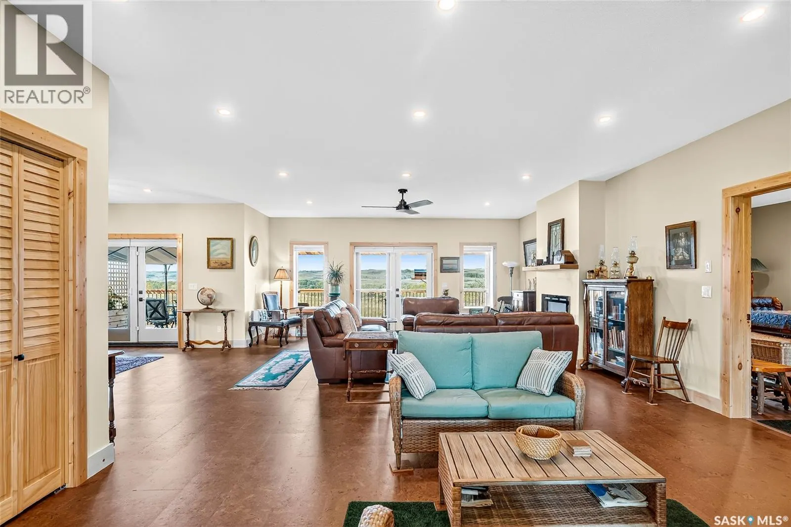 322 laurier CRESCENT