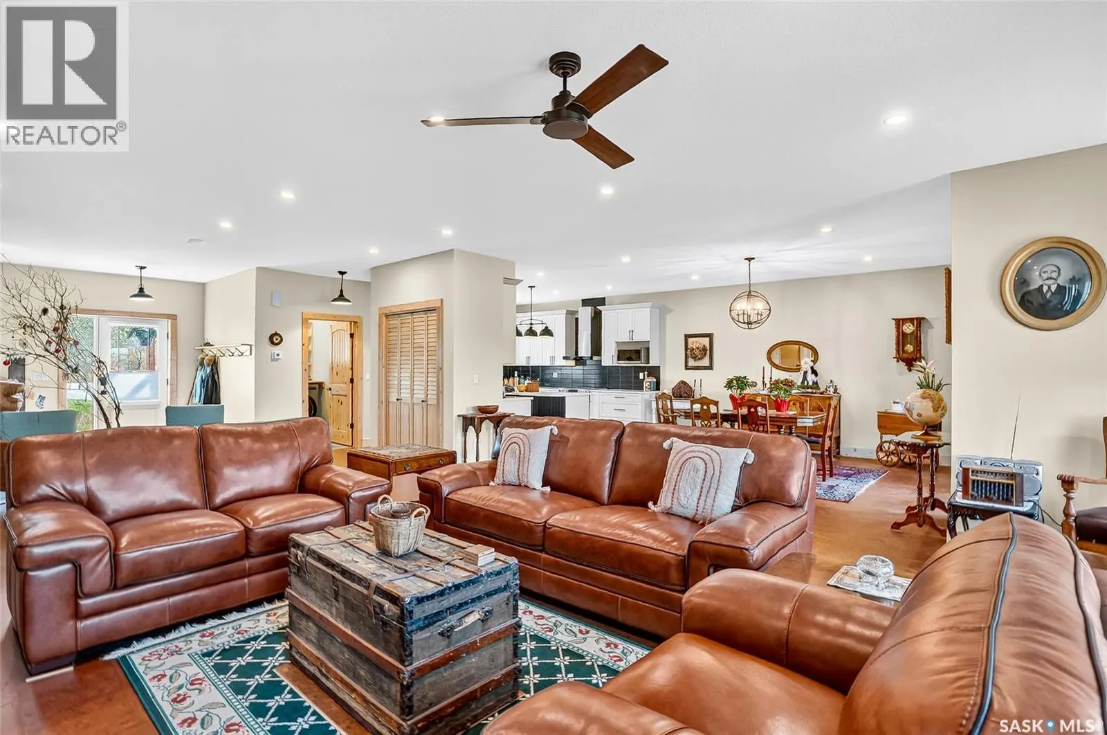 322 laurier CRESCENT