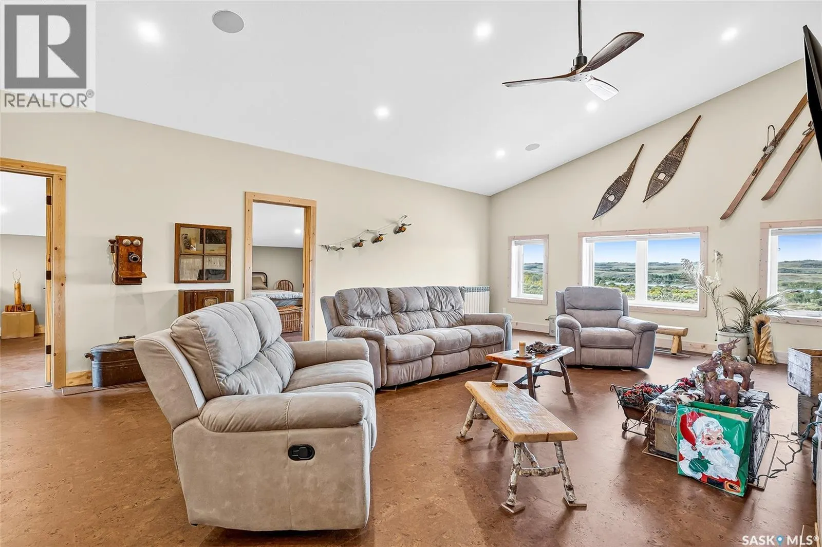 322 laurier CRESCENT