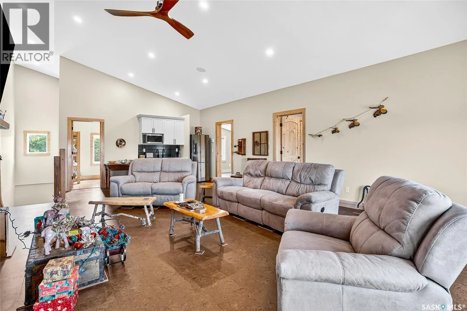 322 laurier CRESCENT