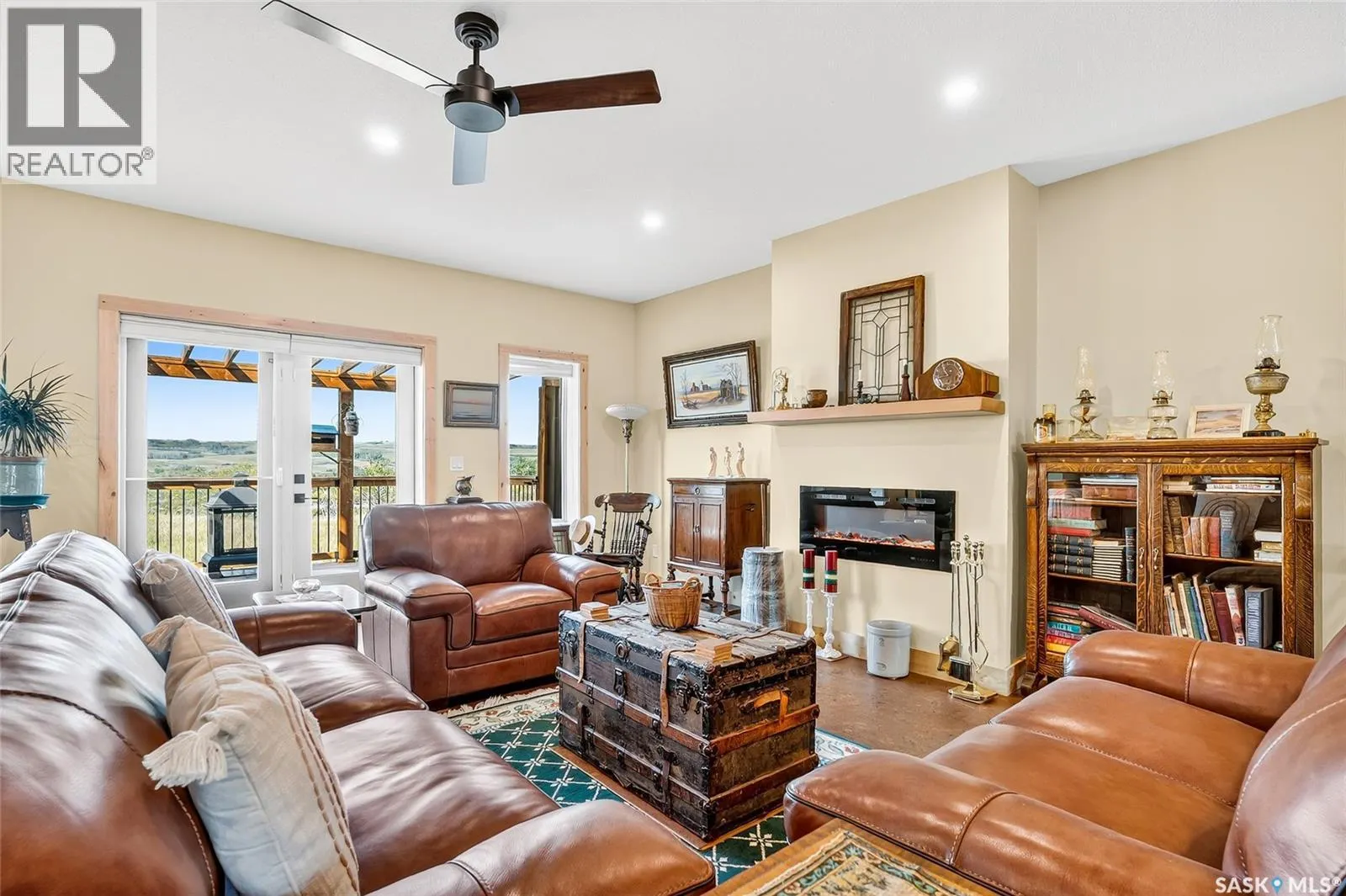 322 laurier CRESCENT