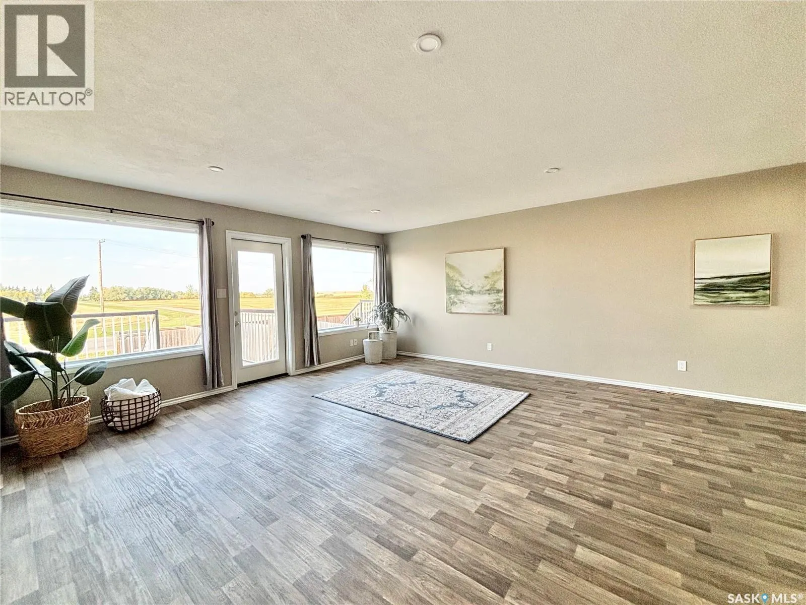 193 Good Spirit CRESCENT