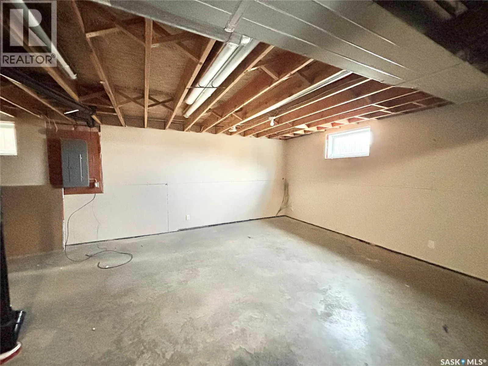 193 Good Spirit CRESCENT