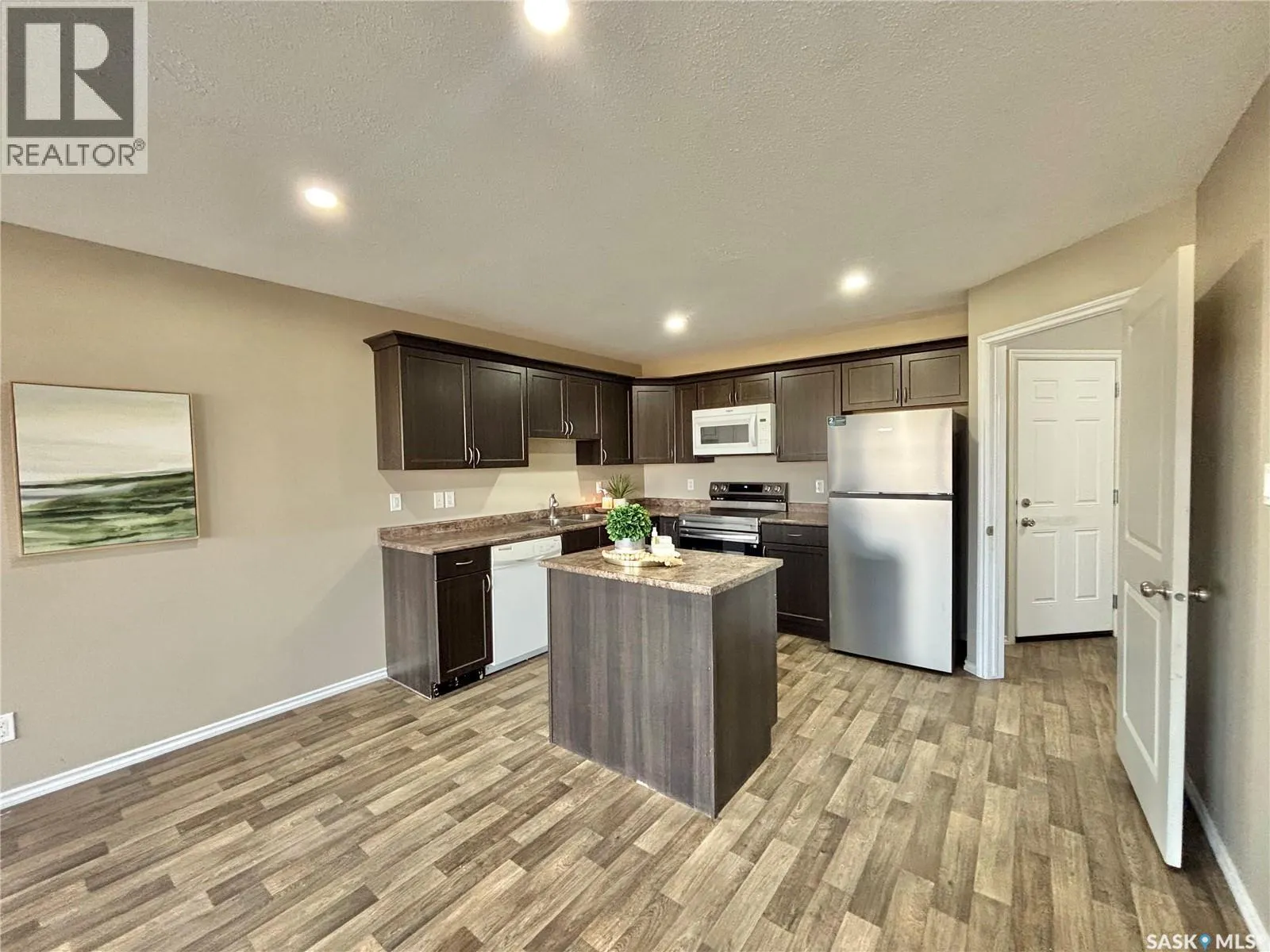 193 Good Spirit CRESCENT