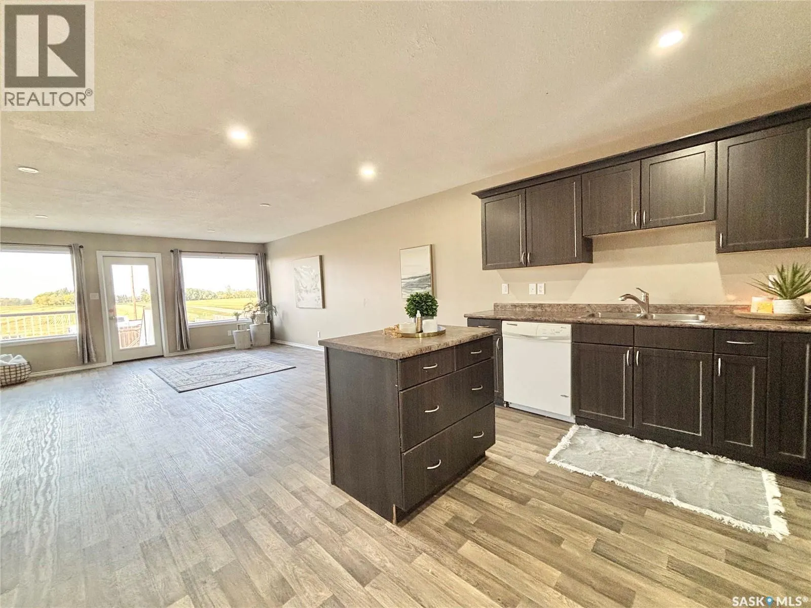 193 Good Spirit CRESCENT