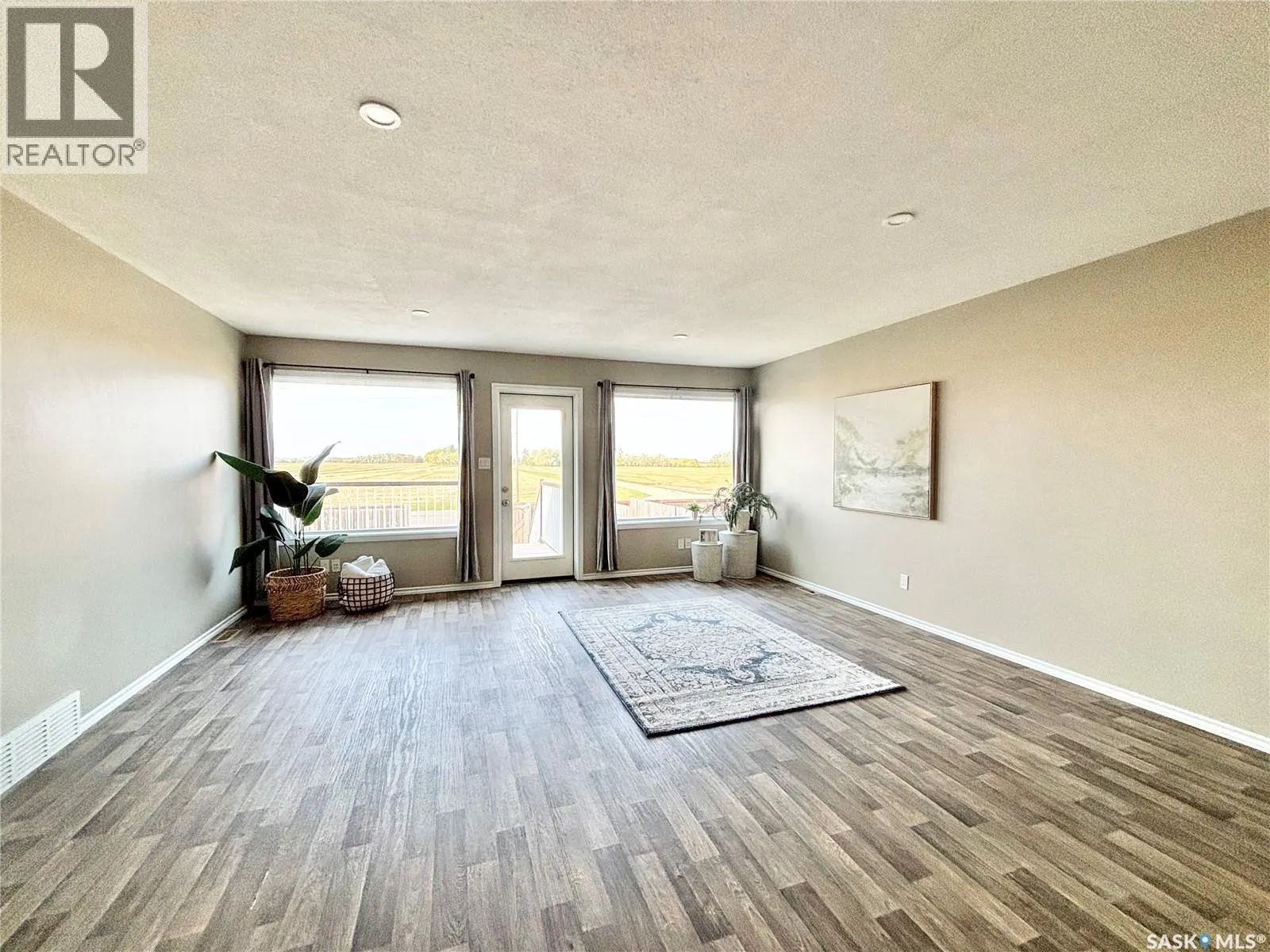 193 Good Spirit CRESCENT