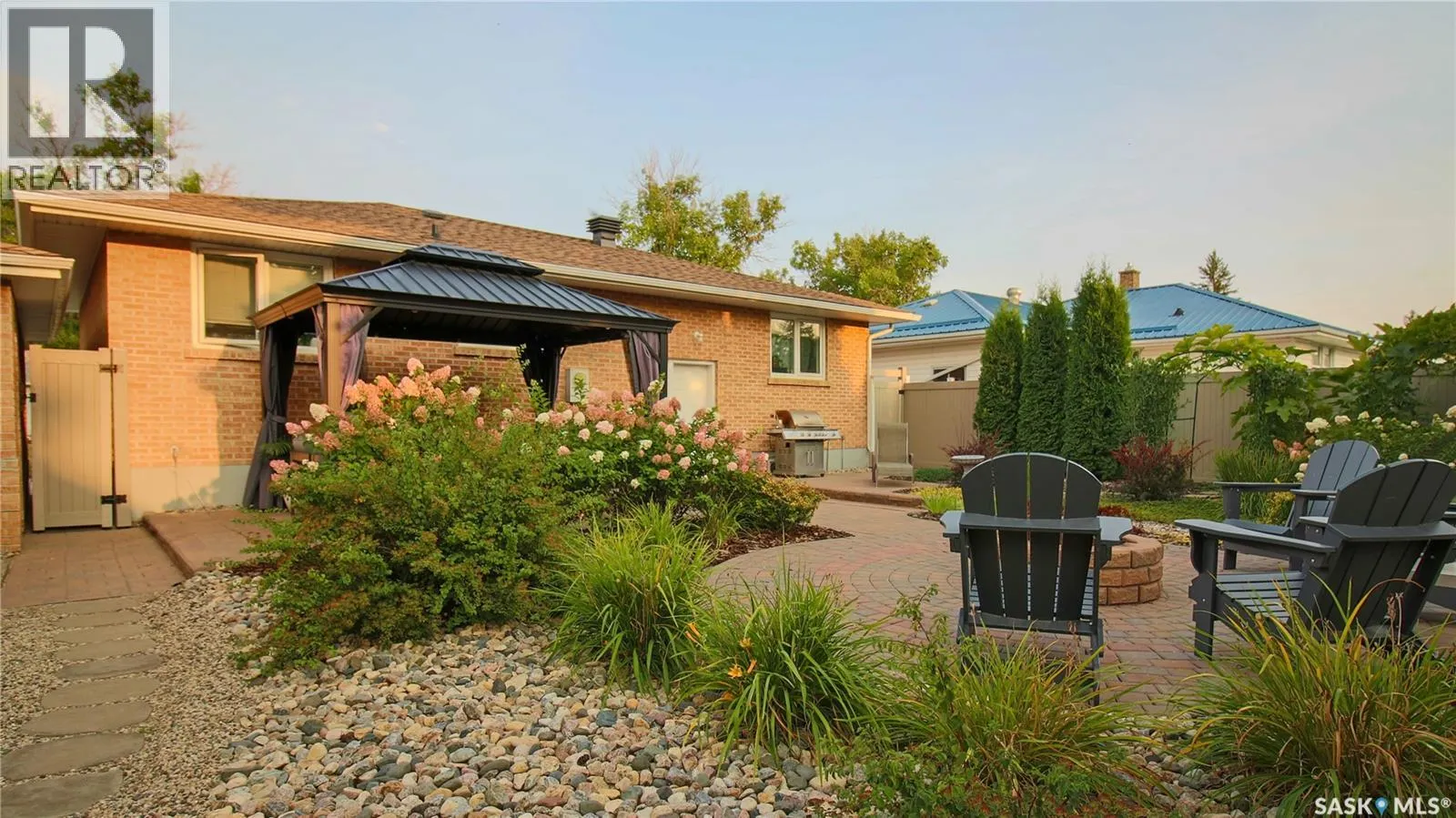 58 Lamont CRESCENT