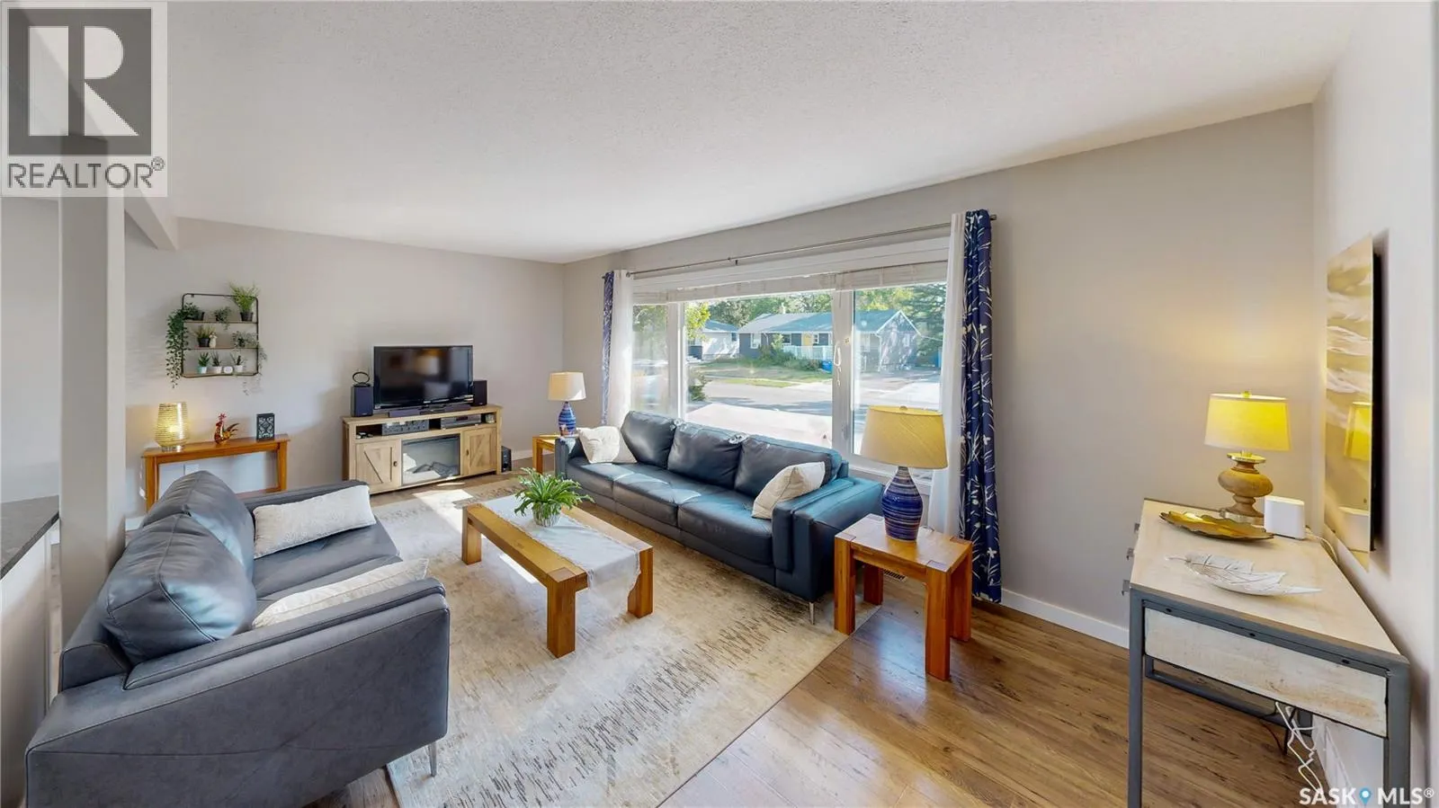 58 Lamont CRESCENT