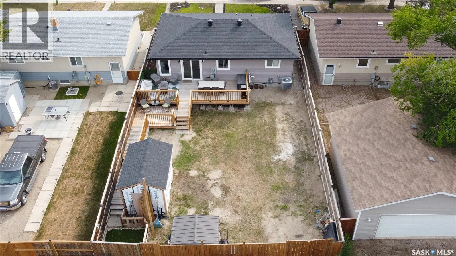 648 SNEDDON STREET