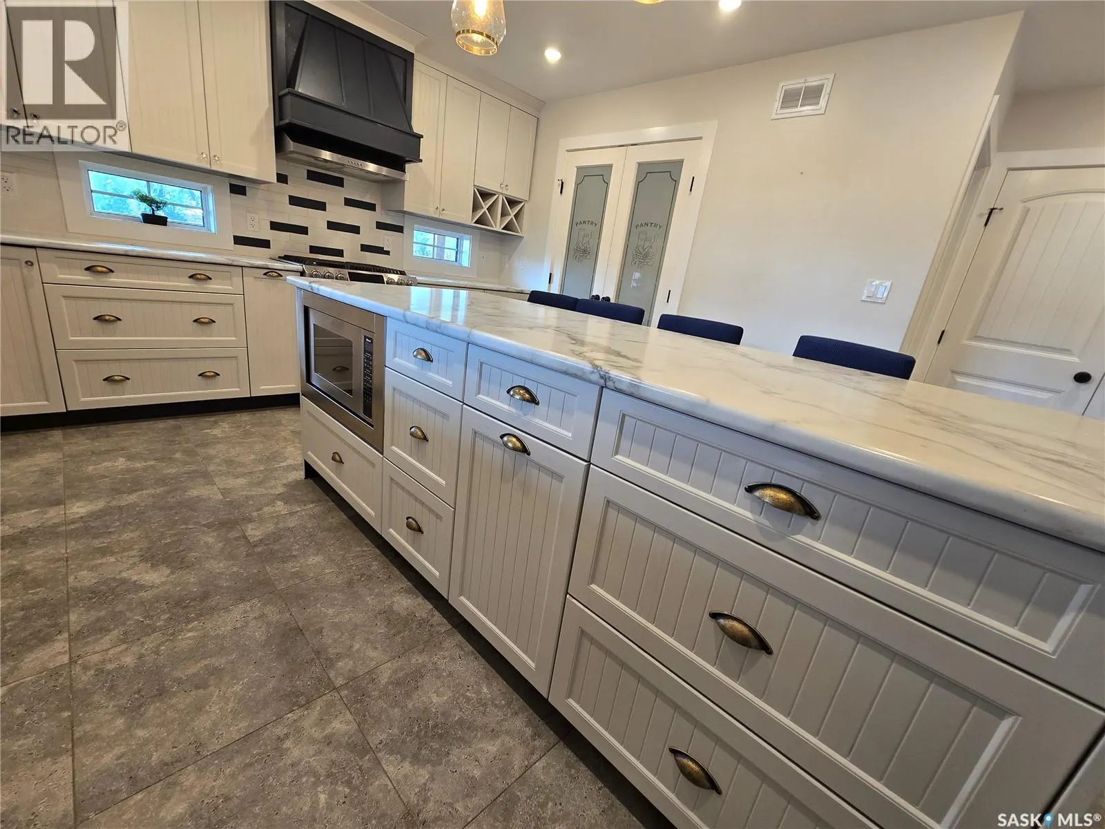 28 Gruenthal DRIVE