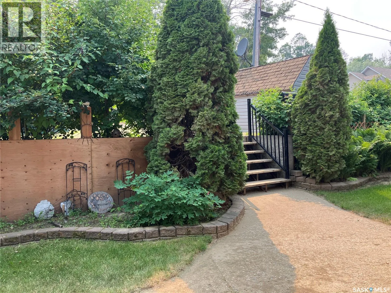 1118 Birch AVENUE