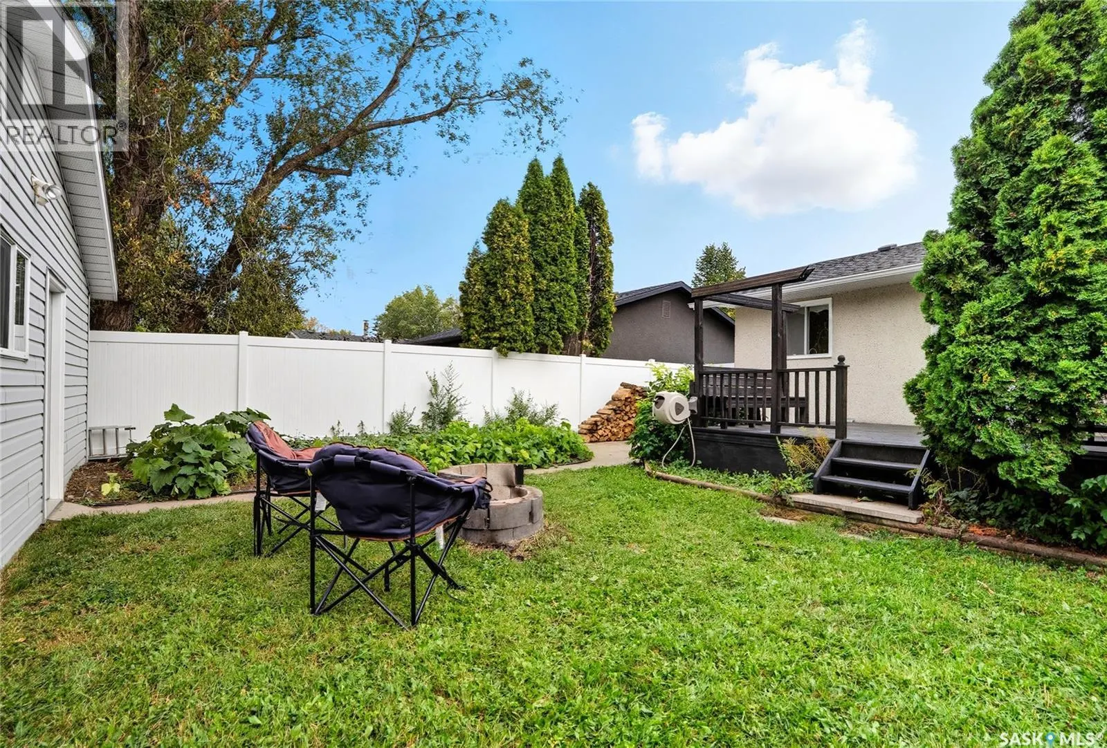 2358 Easthill