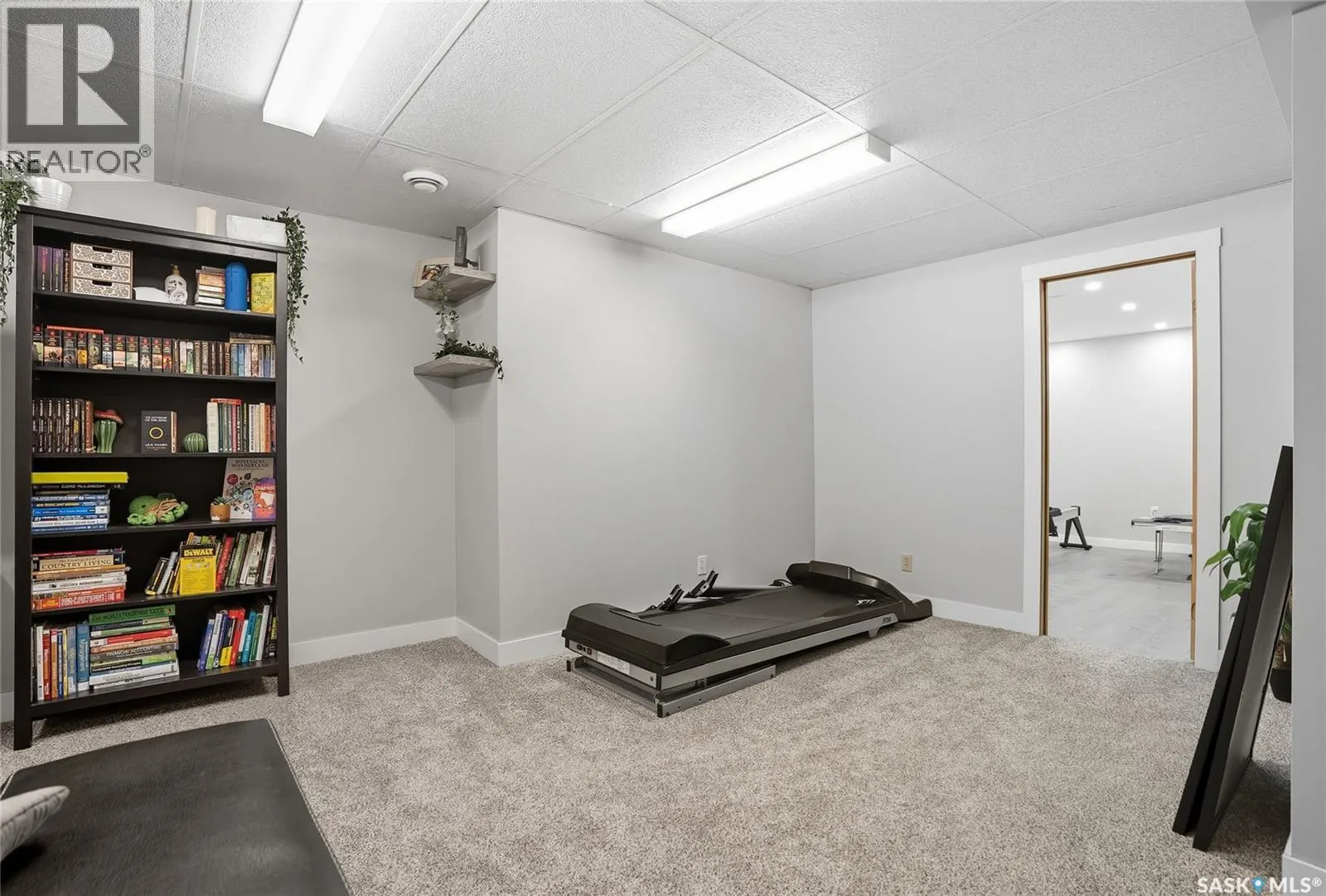 2358 Easthill