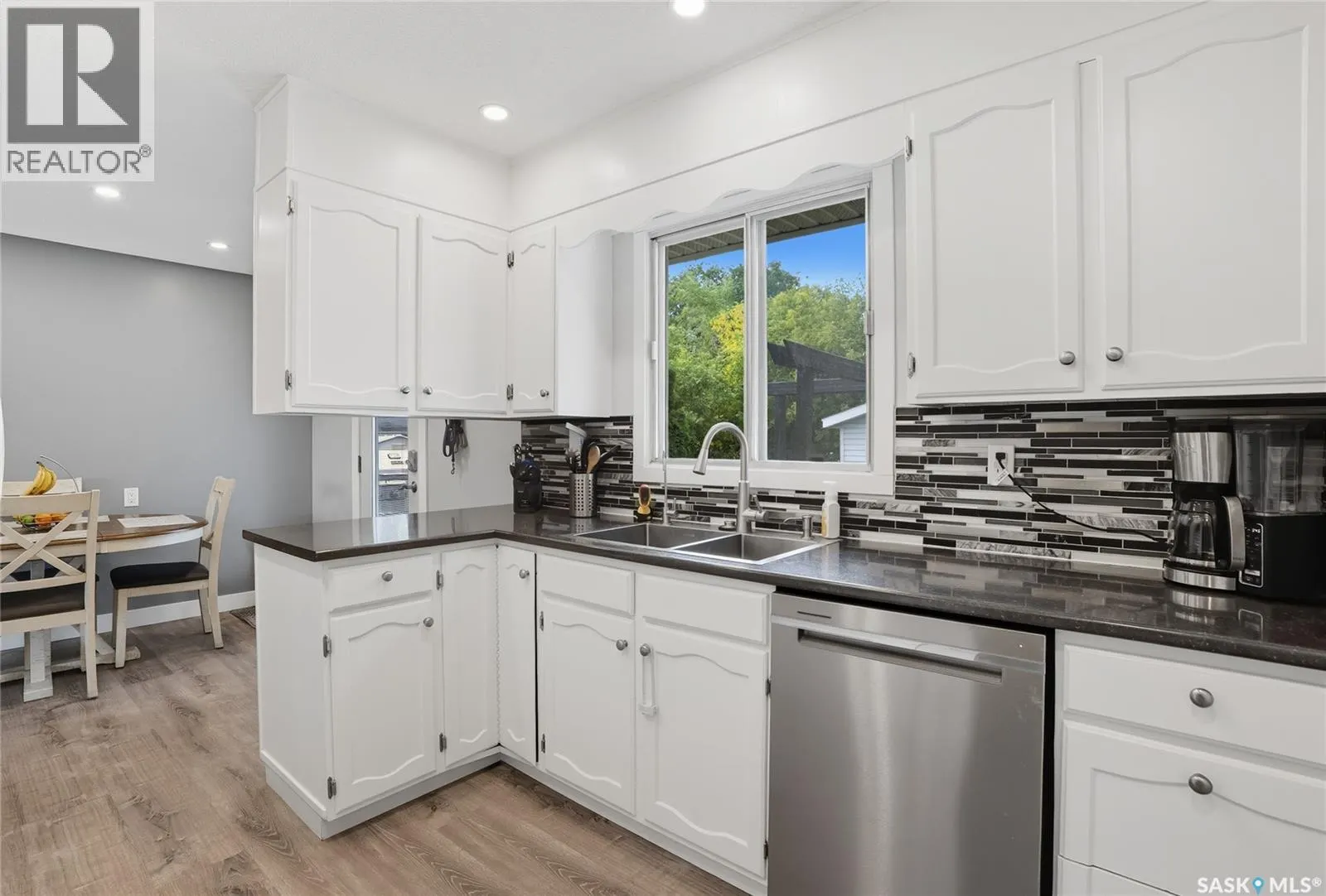 2358 Easthill