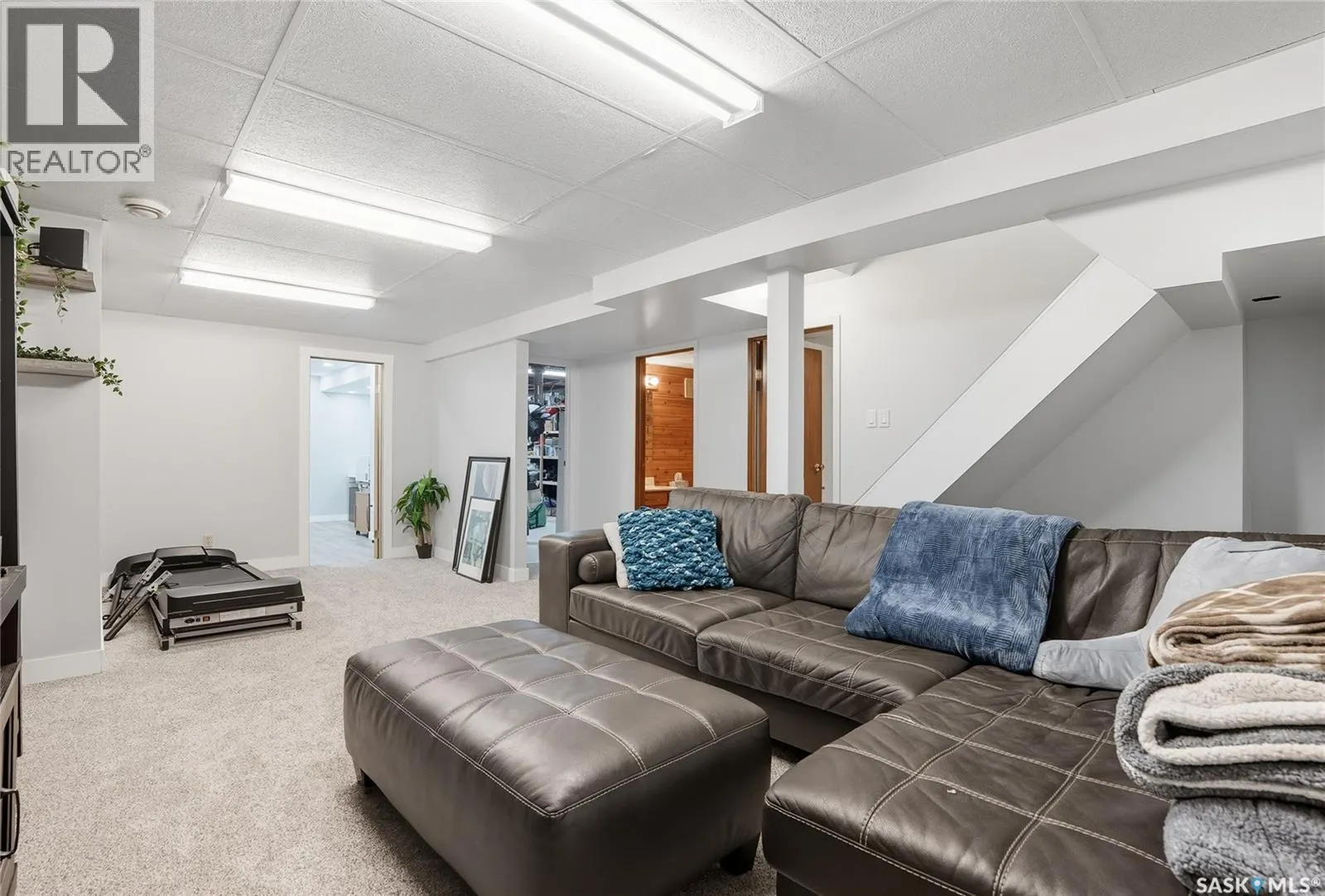 2358 Easthill
