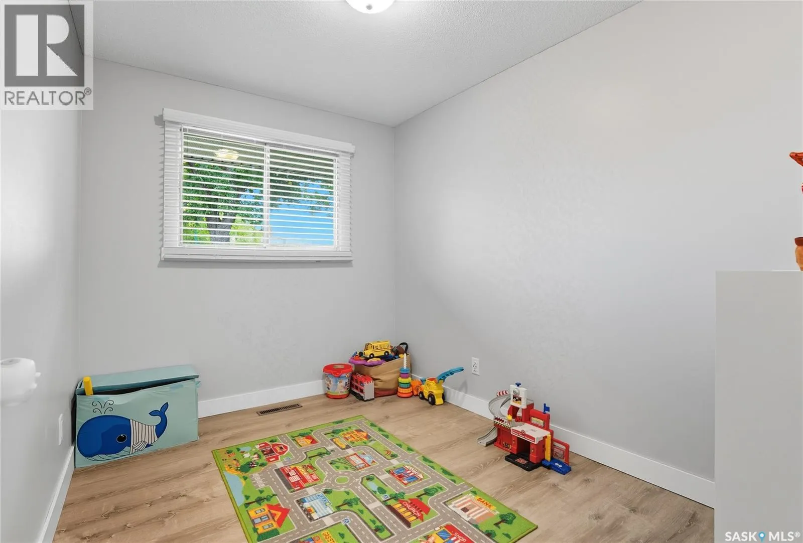 2358 Easthill